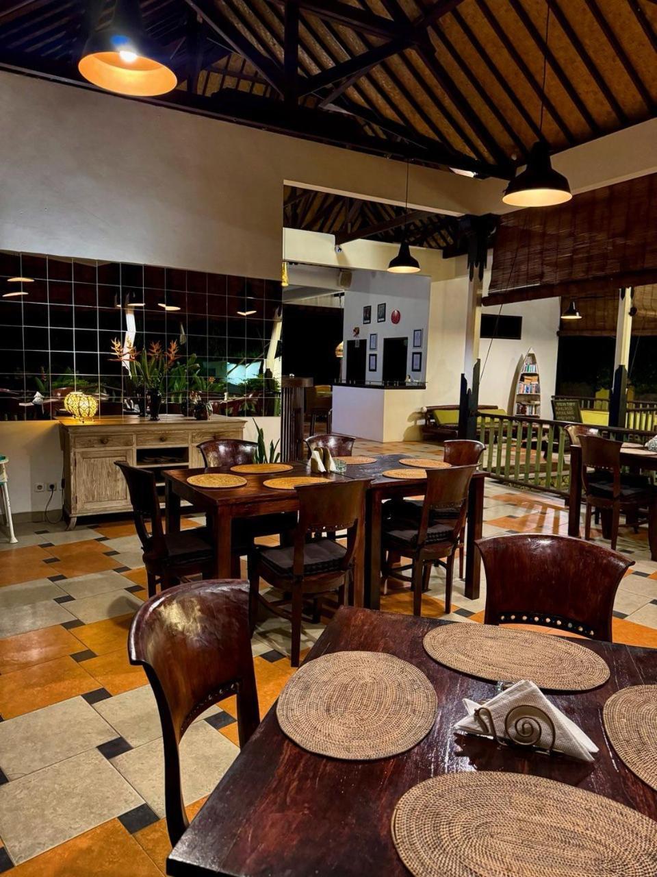 Arco Iris Boutique Hotel & Restaurant Candi Dasa  Bagian luar foto
